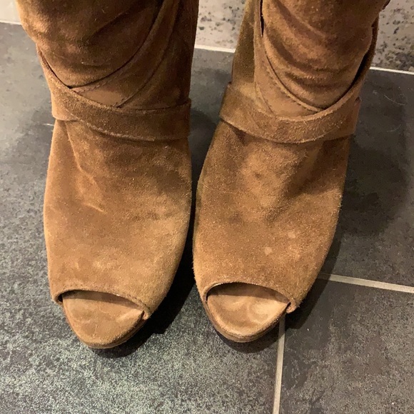 Prada brown peep toe pull on suede boots size 38 - Picture 4 of 10
